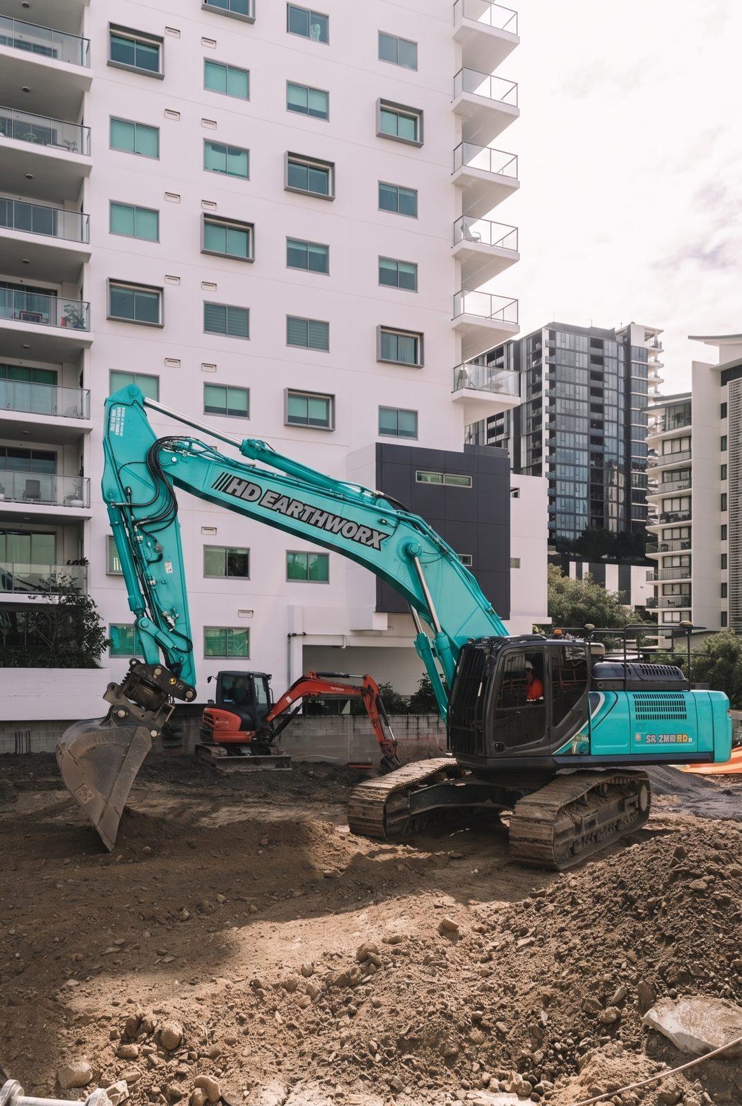 HD Earthworx excavator on a deep excavation job